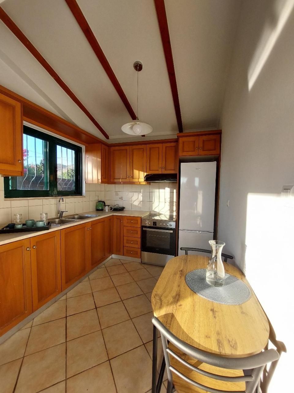 Villa Near Seitan Beach Khordhakion Екстер'єр фото